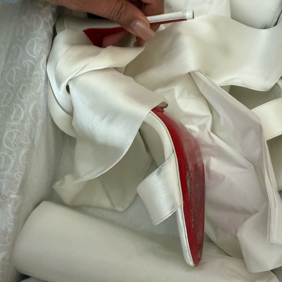 Christian Louboutin Ivory Sandale Du Desert - Picture 5 of 7